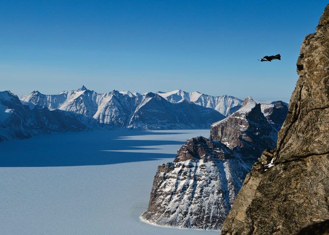 02_leaping_off_ottawa_peak_670
