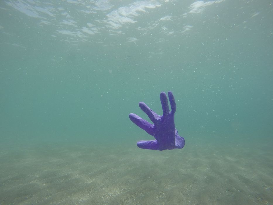 śmieci w oceanie