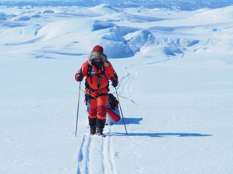 Wysartowała Polish Greenland Expedition. Waligóra i Supergan trawersują Grenlandię. Za nimi pierwsze problemy