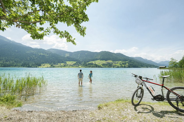 18cfc6e9c30624967533bd190e2014c8d639c542-a34c2d3