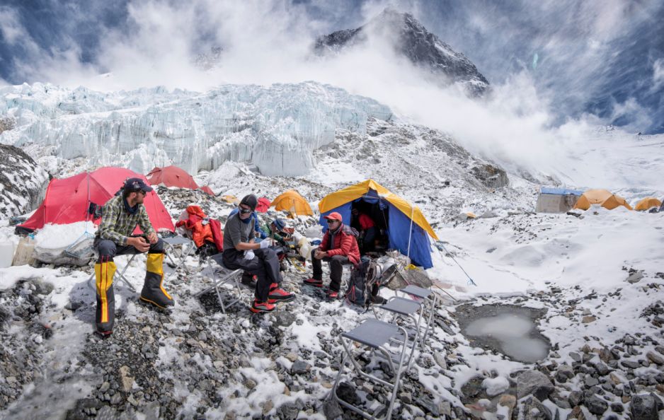 Nepal planuje przenieść bazę pod Mount Everest. Lodowiec topnieje i na miejscu robi się niebezpiecznie