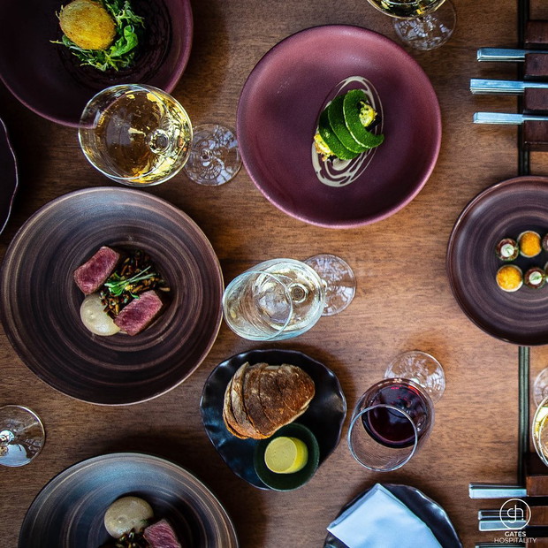 Kreatywne i bogate w składniki menu degustacyjne w Folly