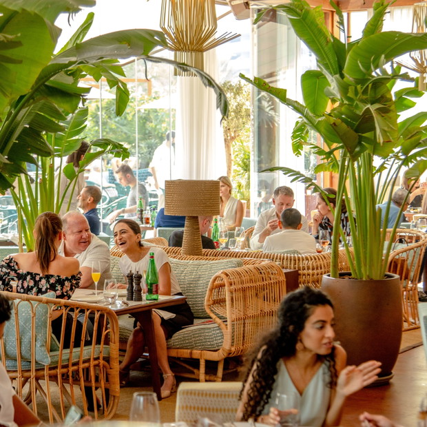 Wyrafinowany brunch we francuskim stylu w La Cantine du Faubourg