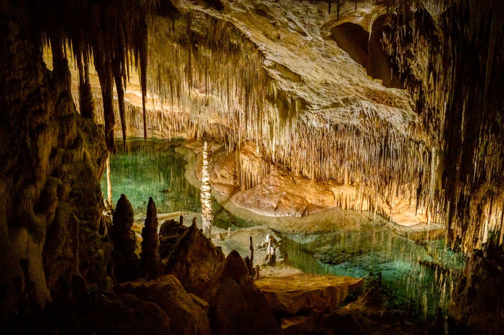 Cuevas del Drach, czyli Smocze Jaskinie, to duma Majorki. W środku można usłyszeć Chopina