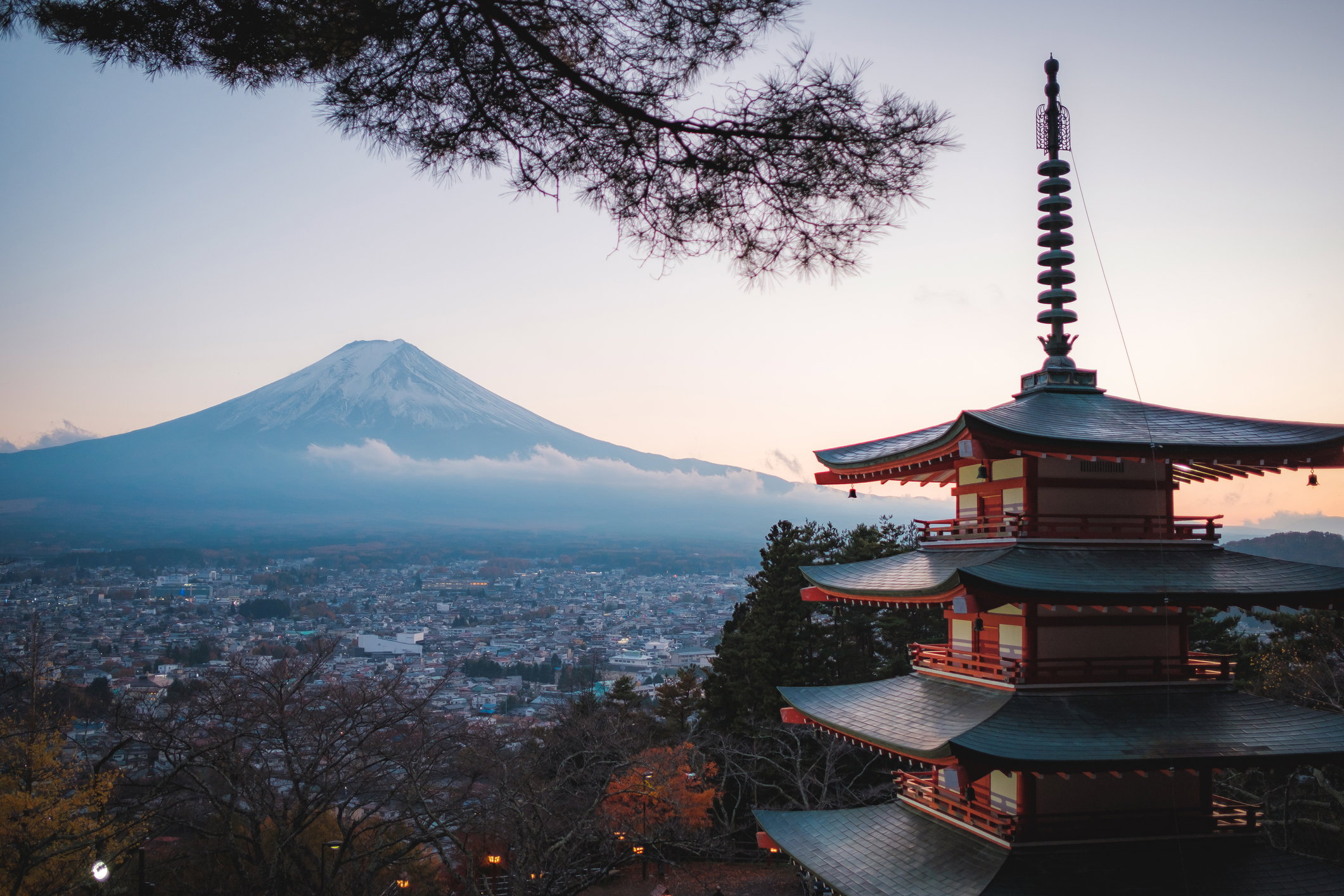 Fudżi. Jaka jest najwyższa góra w Japonii? Czy góra Fuji to wulkan?
