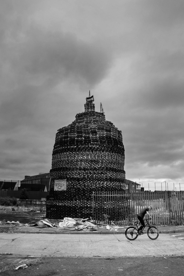 Fotoreportaż „Bonfire”