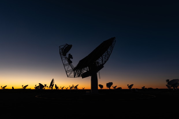 Afrykański super-teleskop dołącza do programu poszukiwania inteligencji pozaziemskiej Breakthrough Listen