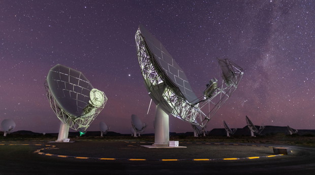 Afrykański super-teleskop dołącza do programu poszukiwania inteligencji pozaziemskiej Breakthrough Listen