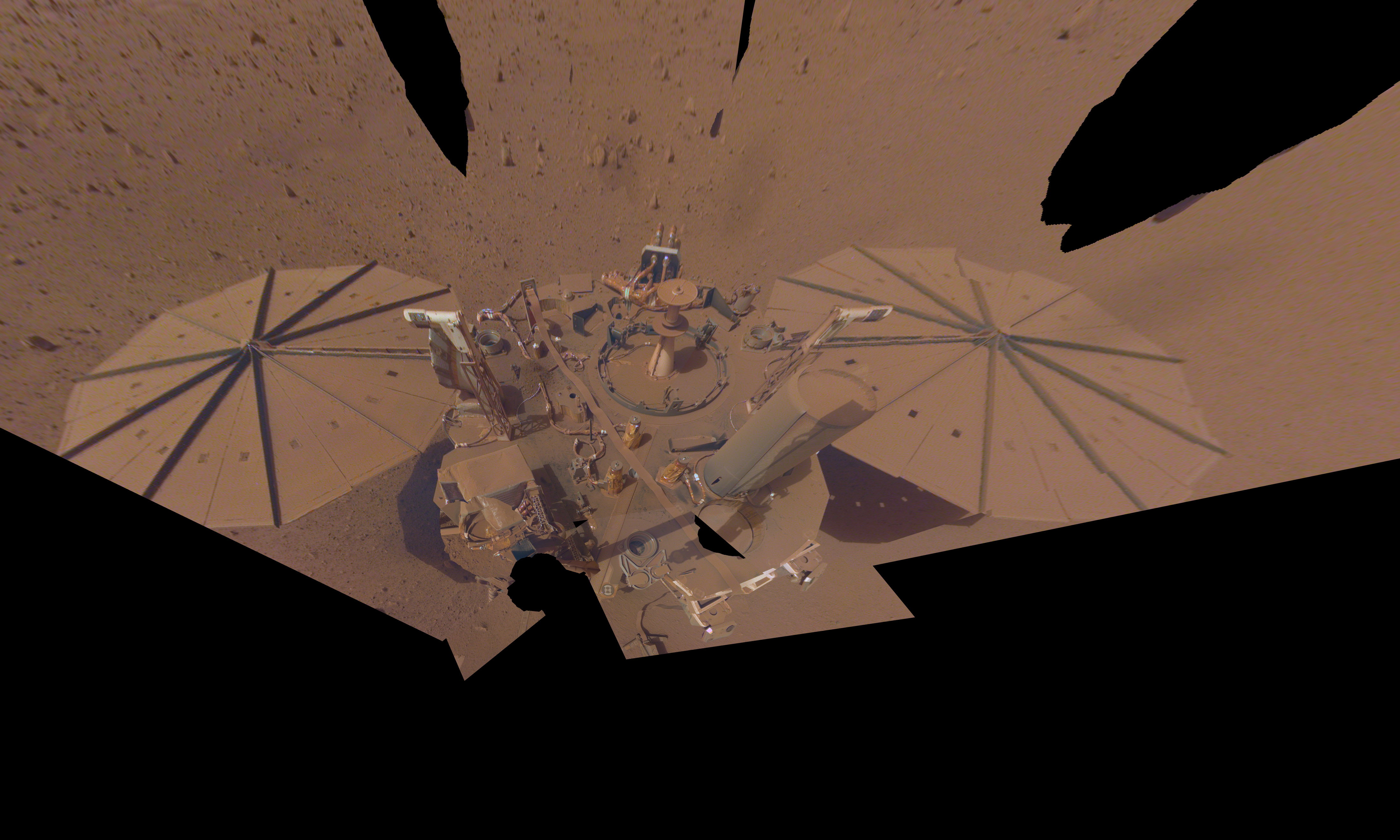 Zakończyła się misja NASA InSight. Lądownik z polską flagą na pokładzie działał na Marsie przez 4 lata (fot. NASA/JPL-Caltech)