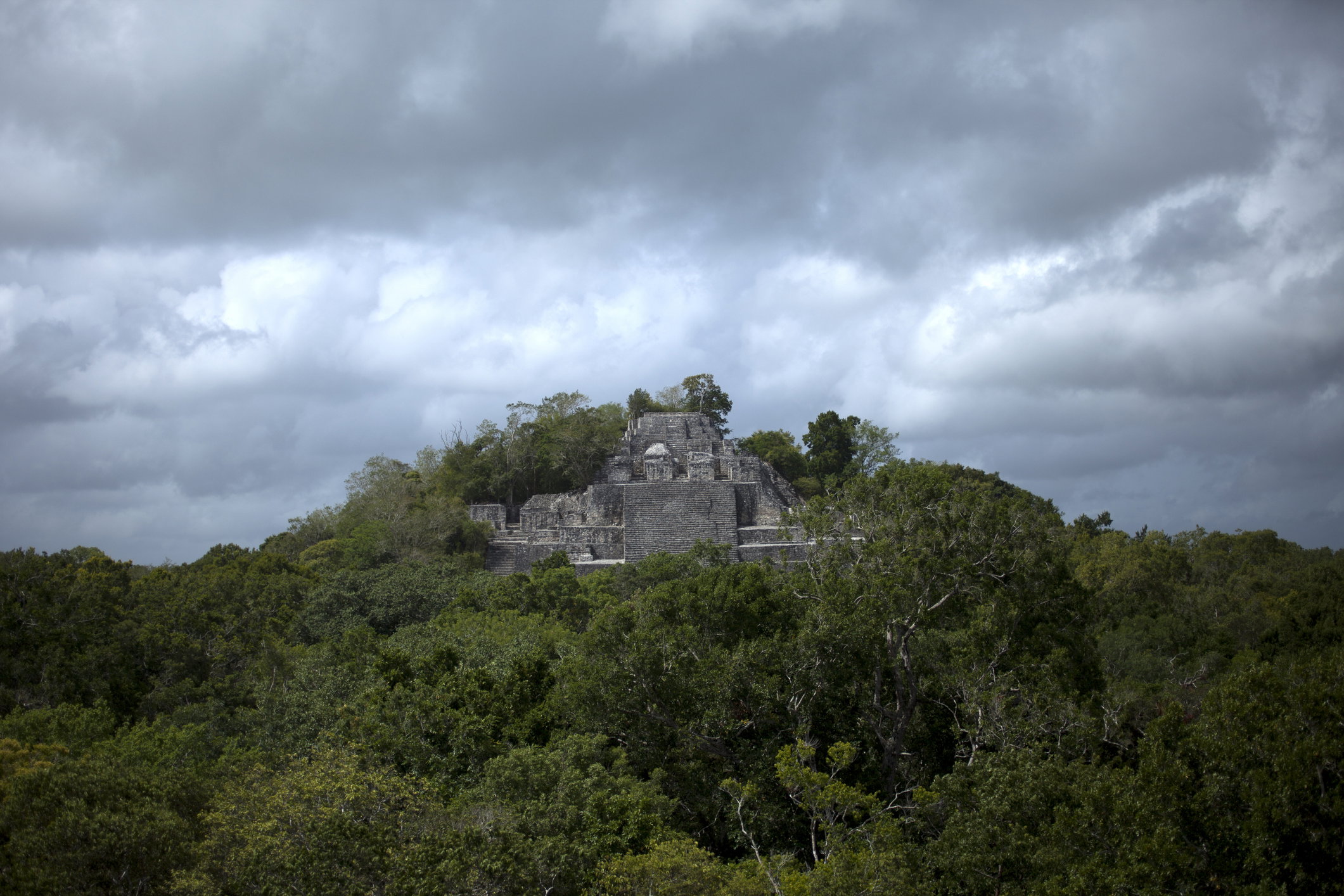 Calakmul – co wiemy o jednym z największych starożytnych miast Majów? (fot. Getty Images)