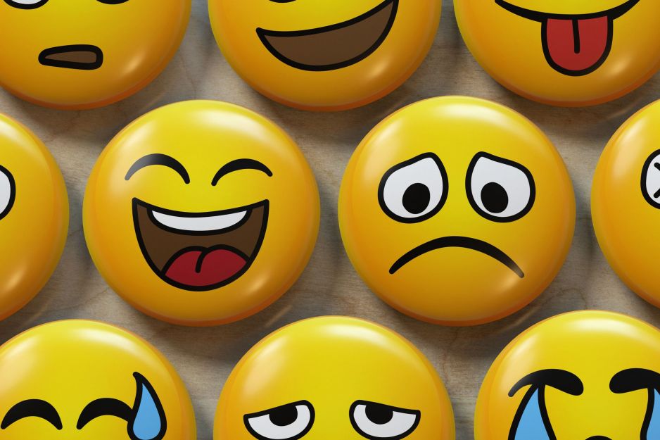 Emotikony mają 36 lat :) Zaczęło się od niewinnego maila... Co z nami robią?