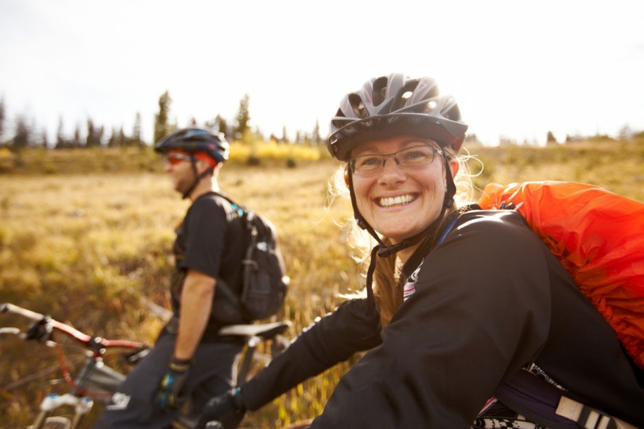 Podróż rowerem nie musi być nudna. Dowiedz się, czym jest bikepacking
