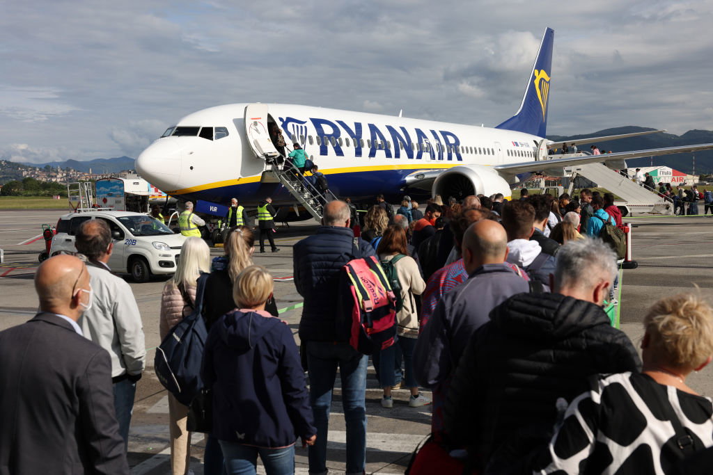 Ryanair wprowadza zakaz na bezcłowy alkohol