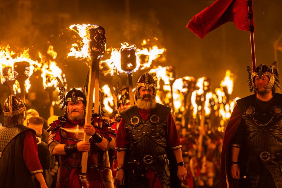 Jak wyglądał wiking – odzież, broń i wygląd zewnętrzny wikingów (fot.  Euan Cherry/Getty Images)