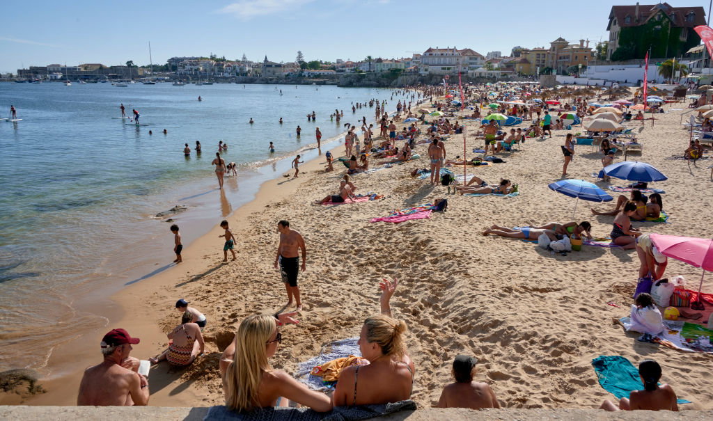Surowe kary dla plażowiczów. Nawet 160 tysięcy złotych grzywny