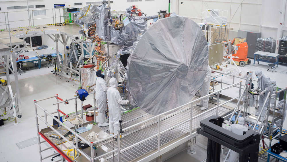 Ta sonda ma zbadać podpowierzchniowy ocean Europy, księżyca Jowisza. Jej kluczowy element powstawał przez 9 lat (fot. NASA/JPL-Caltech)