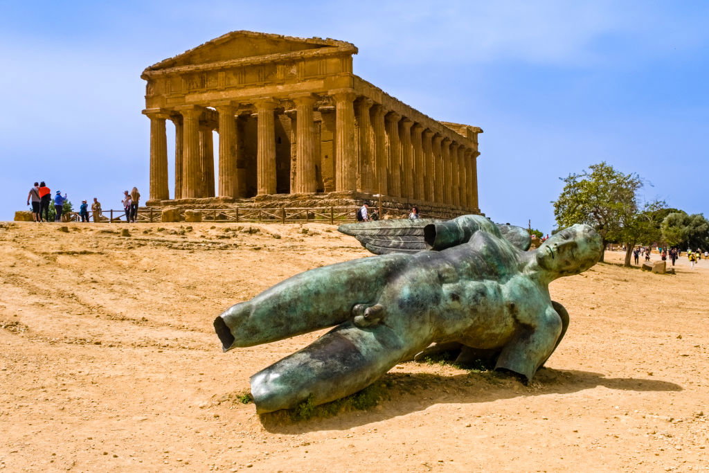 Valle dei Templi – co warto wiedzieć o Dolinie Świątyń w Agrigento na Sycylii? (fot. Frank Bienewald/LightRocket via Getty Images)