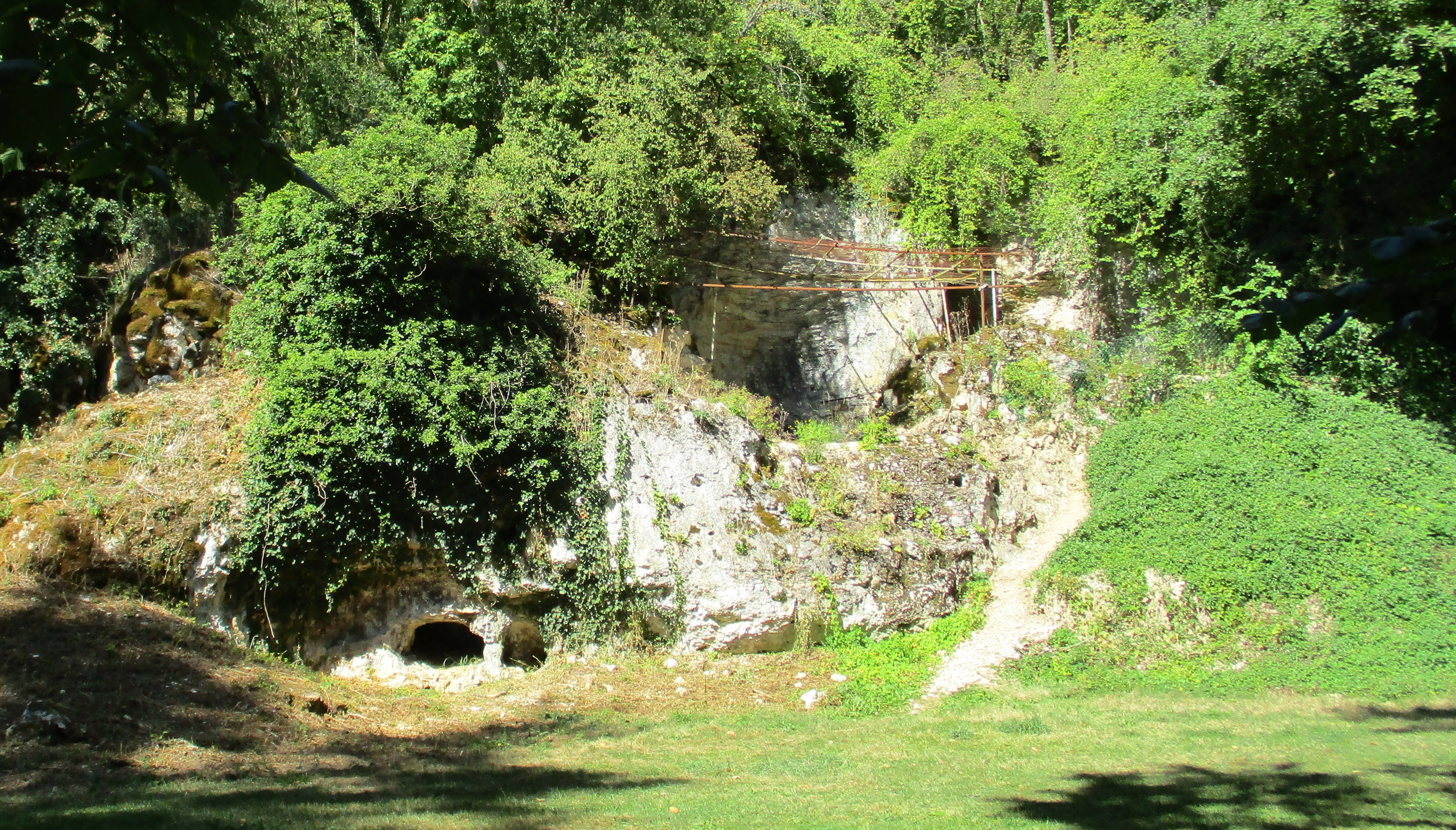Grotte du Renne