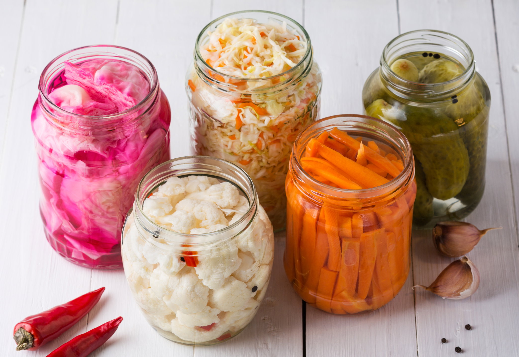 Kiszonki to superfood znany od tysięcy lat. Wpływa korzystnie nie tylko na jelita, ale też na odporność (fot. Getty Images)