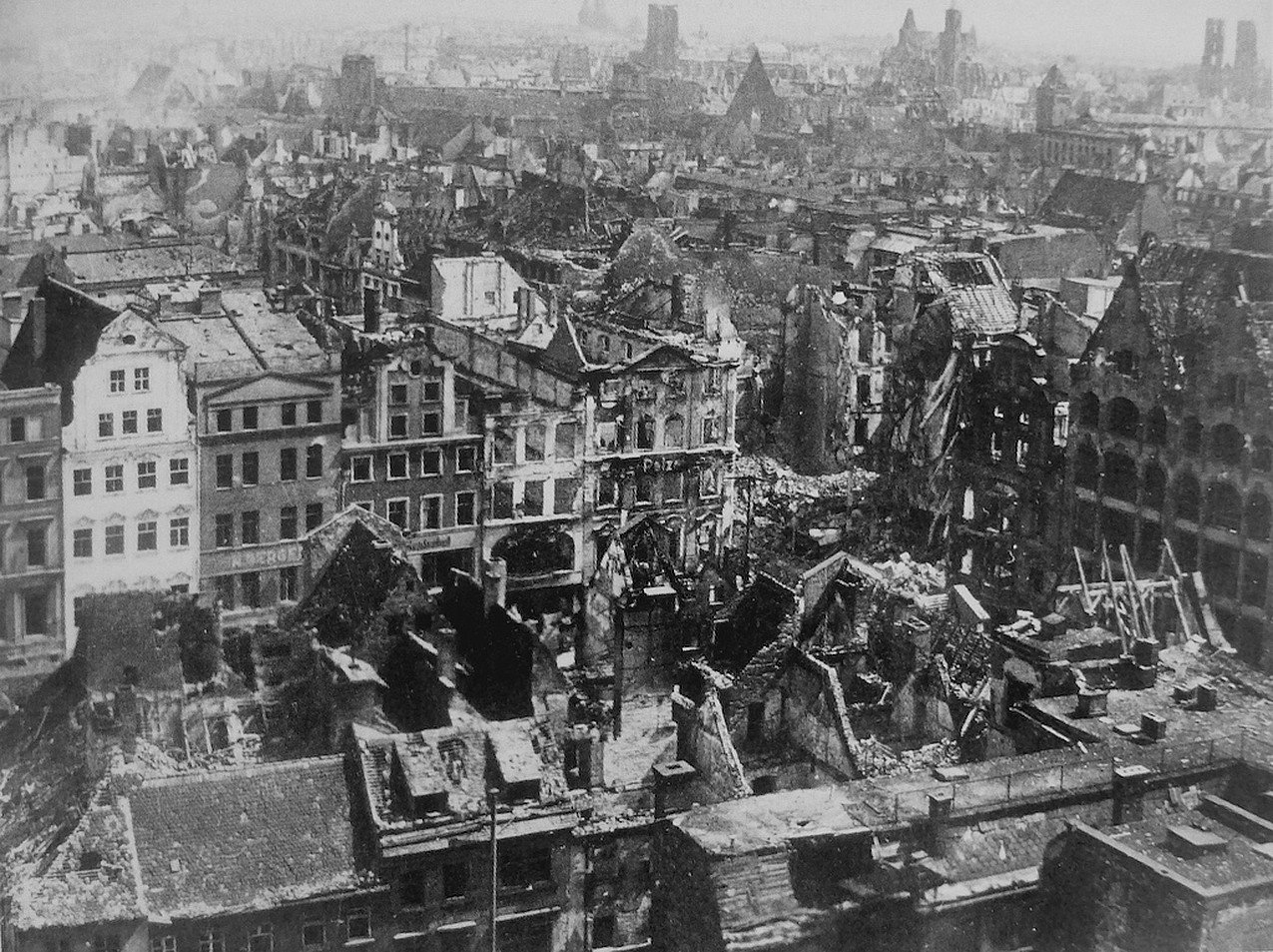 zniszczony Wrocław 1945 roku