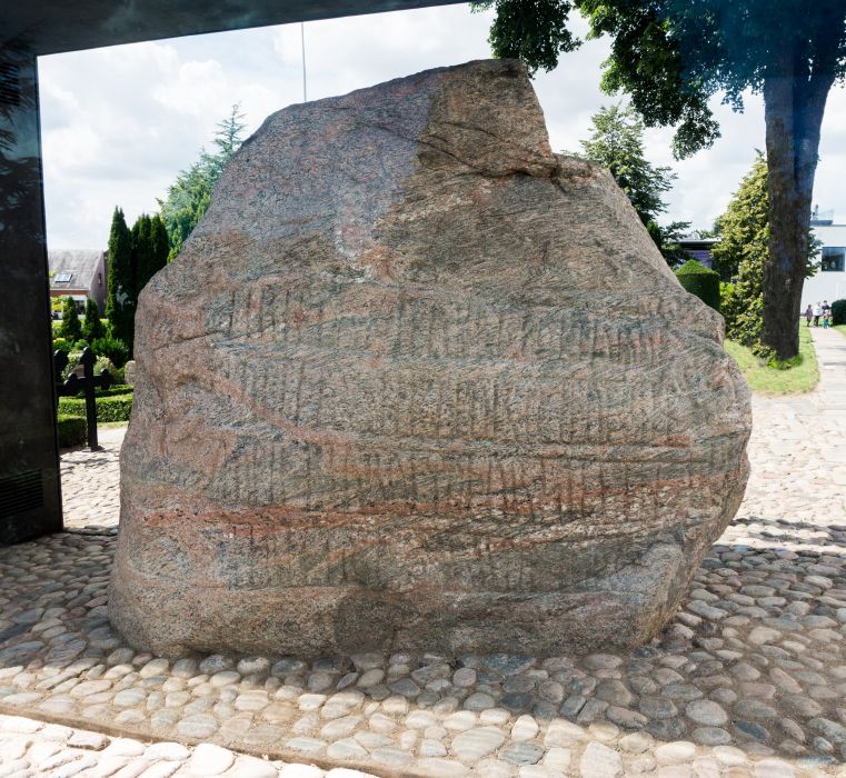Kamienie runiczne z Jelling