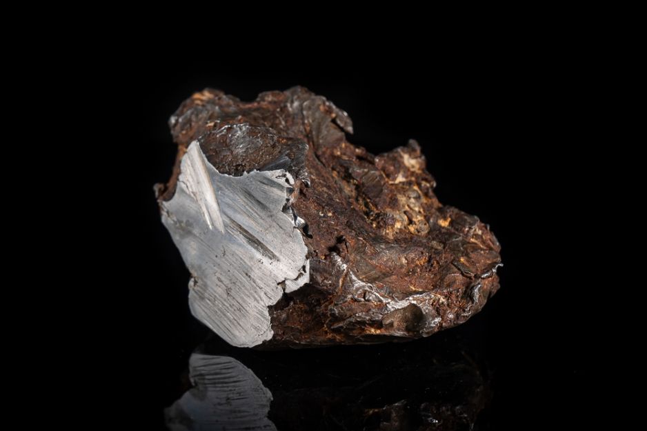 Najdroższe materiały znane nauce. Co jest warte więcej niż próbki pobrane z planetoidy Bennu? (fot. Shutterstock)