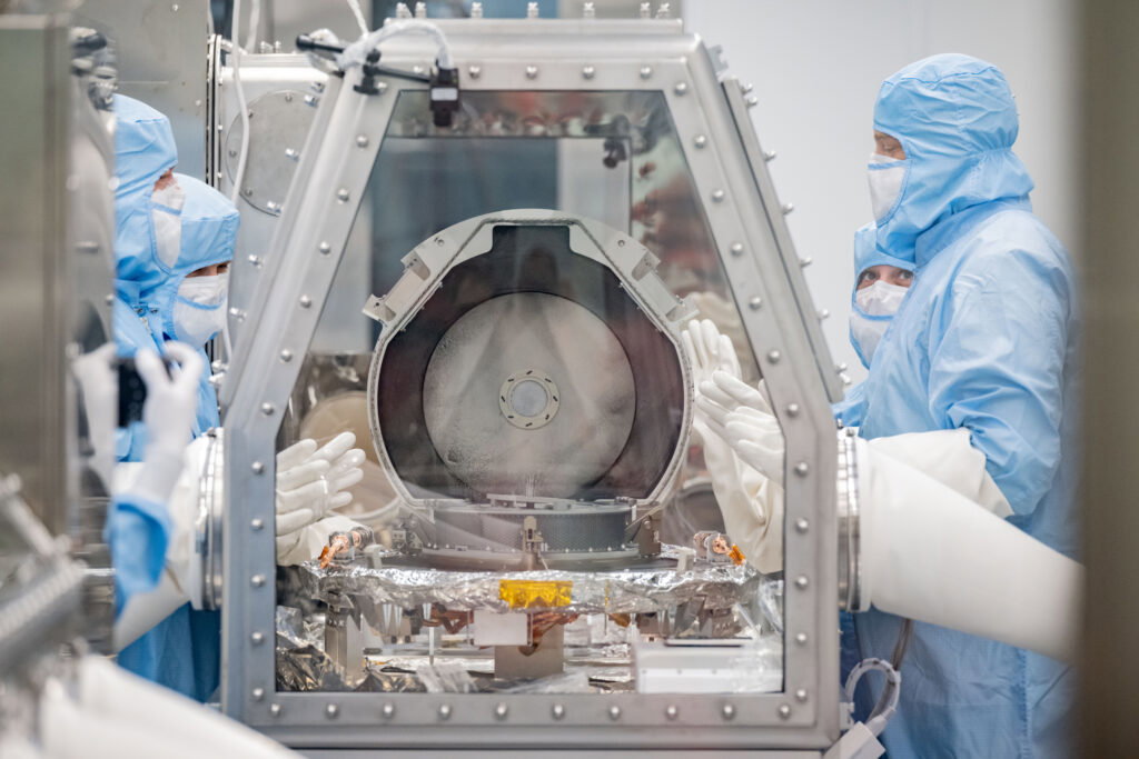Pierwsze badania próbki z planetoidy Bennu zaskoczyły naukowców. Co odkryli? (fot. NASA/Robert Markowitz)