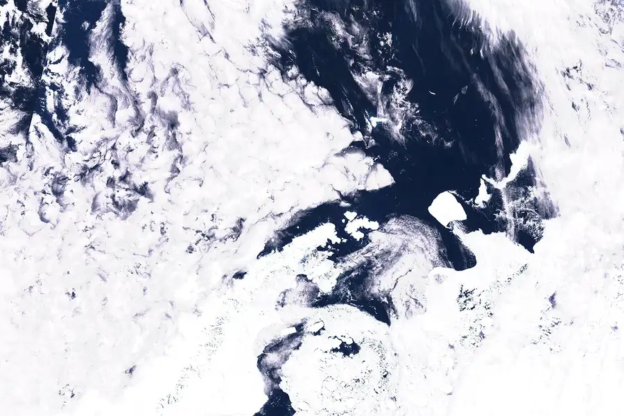Góra Lodowa A23a w listopadzie 2023 r. (UE/copernicus Sentinel-3 via Reuters)