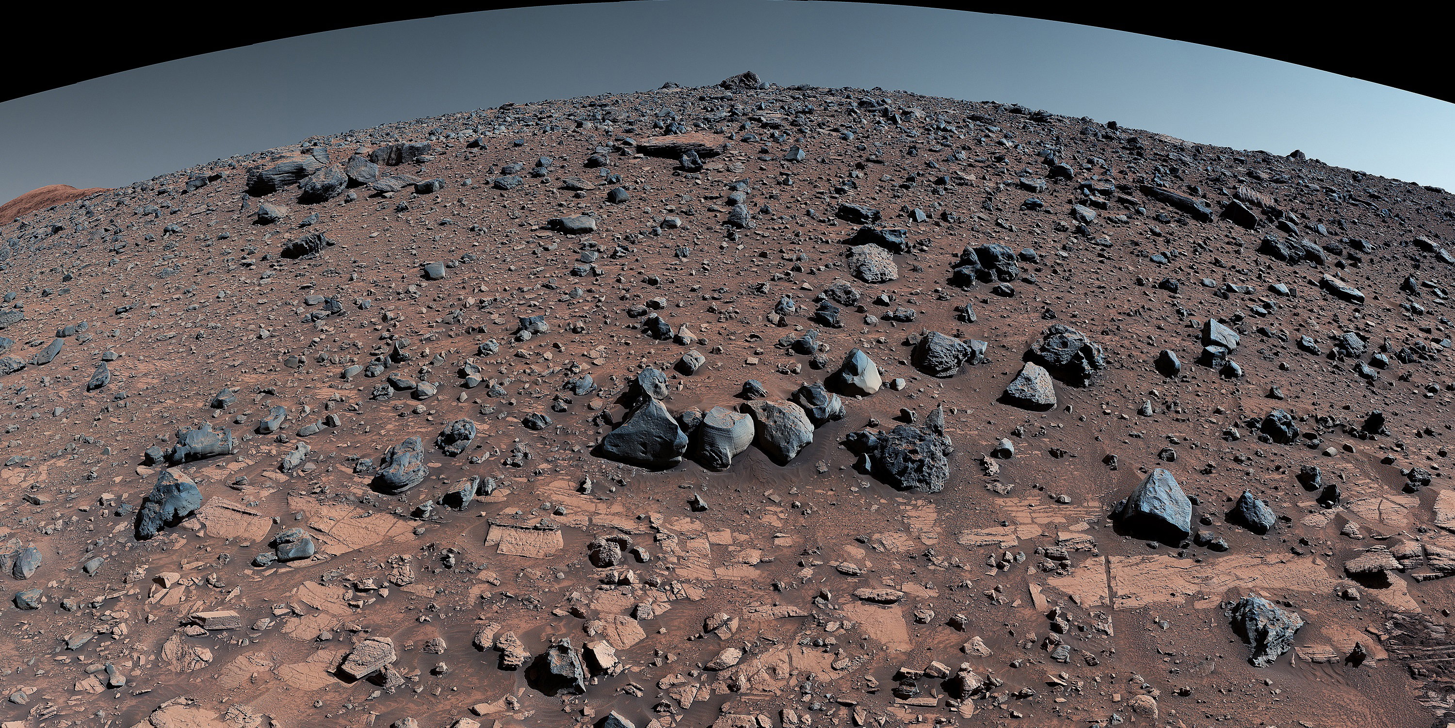Od świtu do zmierzchu: łazik Curiosity nagrał cały dzień na Marsie. Co widać na filmie? (fot. NASA/JPL-Caltech/MSSS)