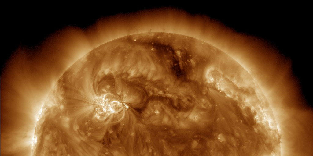 Słońce pokazuje swoją moc. Właśnie pojawił się na nim najsilniejszy rozbłysk w tym cyklu słonecznym (fot. NASA SDO)