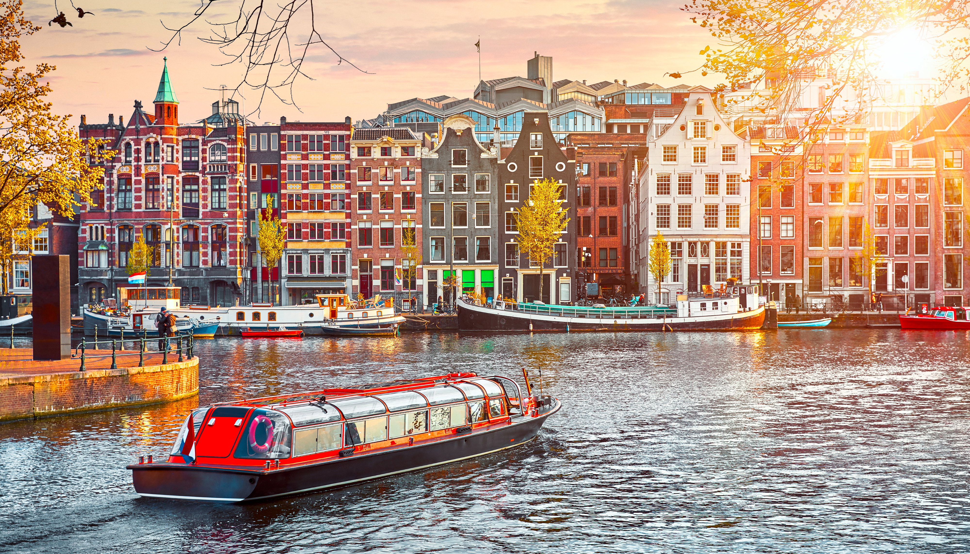 Amsterdam wprowadza zakaz budowy nowych hoteli
