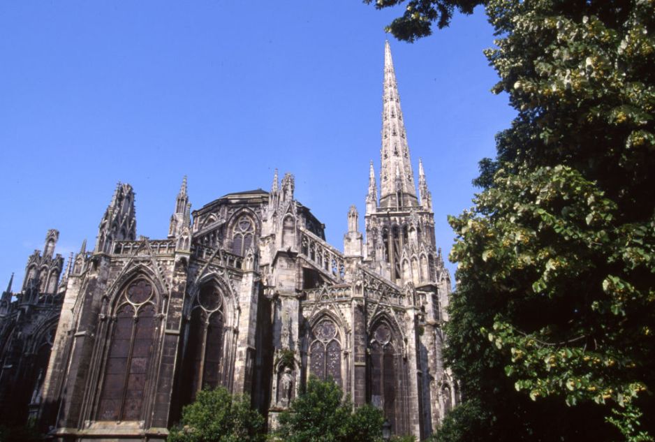Oto najpiękniejsze zabytki świata. Które z nich mieliście okazję zobaczyć? Katedra w Bordeaux (fot. Thierry BORREDON/Gamma-Rapho via Getty Images)
