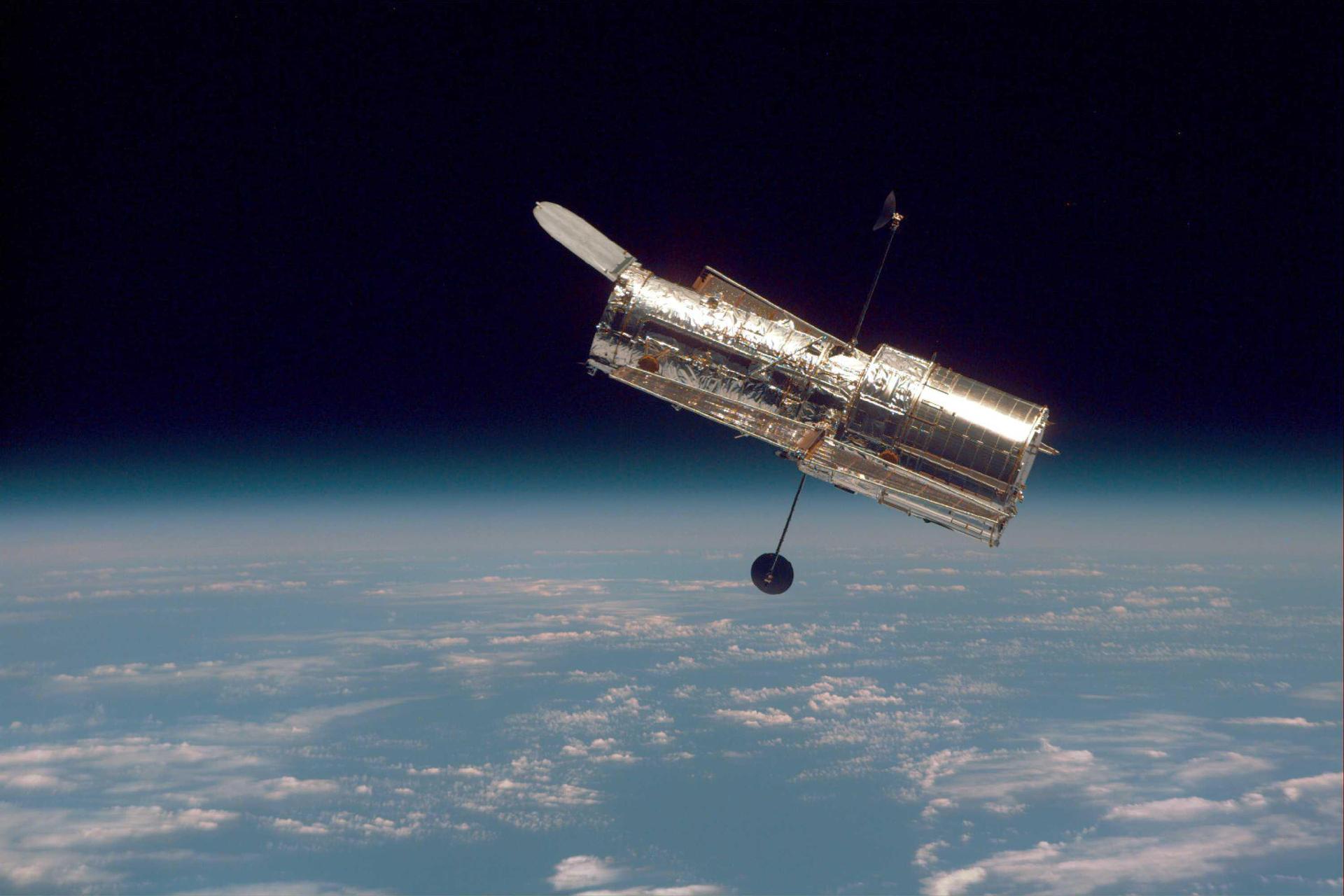 Teleskop Hubble’a przestał obserwować kosmos. Zepsuł się jeden z jego żyroskopów