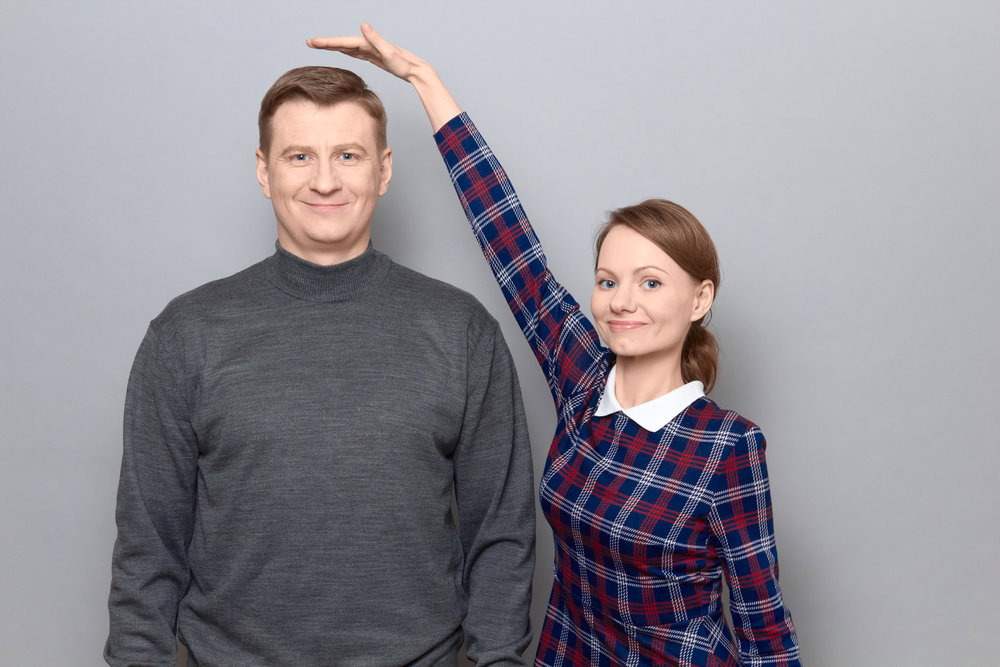 Naukowcy odkryli niespodziewany związek: ludzie wyżsi częściej chorują na raka. Dlaczego?