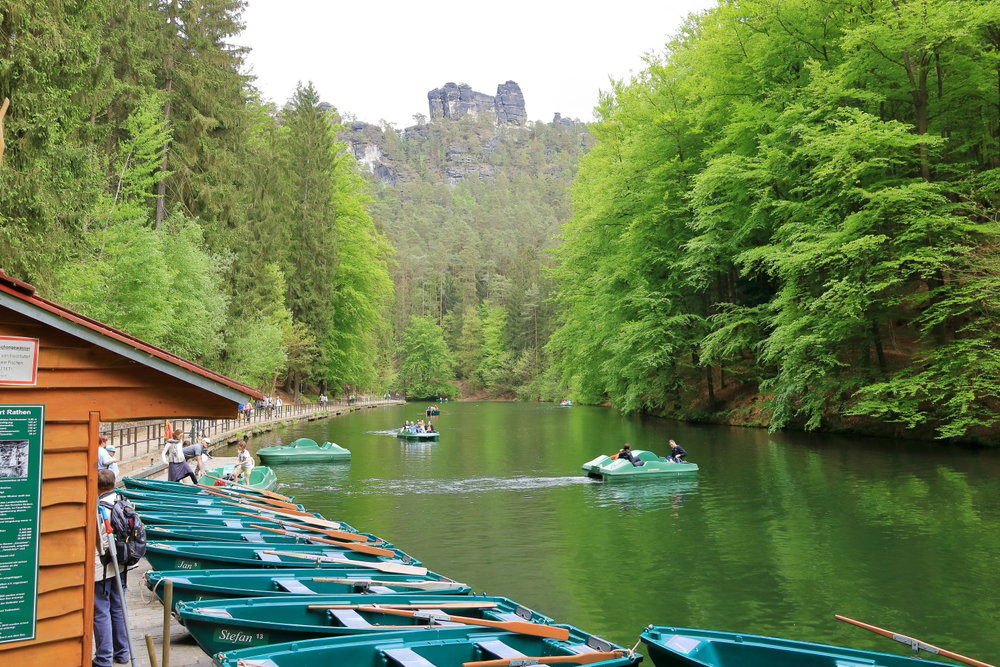 Szwajcaria Saksońska to kraina gór, skalnych miast  i zamków (fot. Dynamoland / Shutterstock.com)