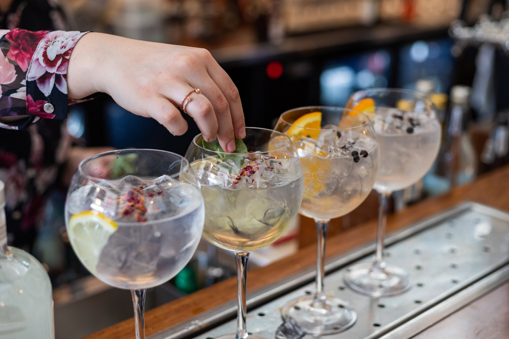 Gin: historia, pochodzenie, ciekawostki