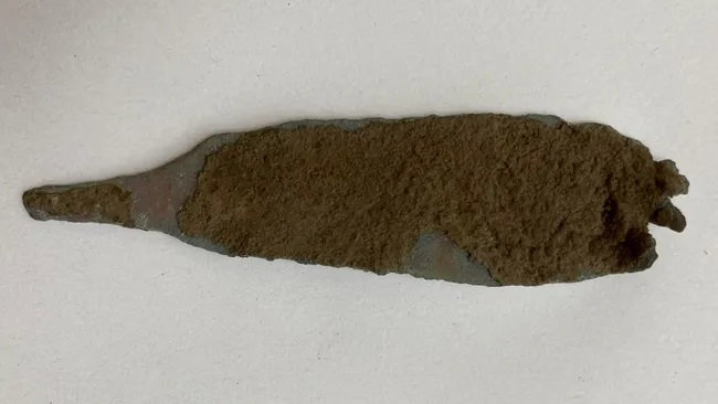 Archeolodzy odnaleźli sztylet sprzed 4000 lat. Był schowany we włoskiej jaskini