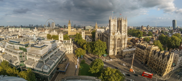 Opactwo Westminster na tle panoramy Londynu