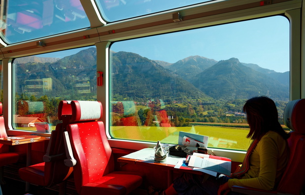 Wnętrze Glacier Express