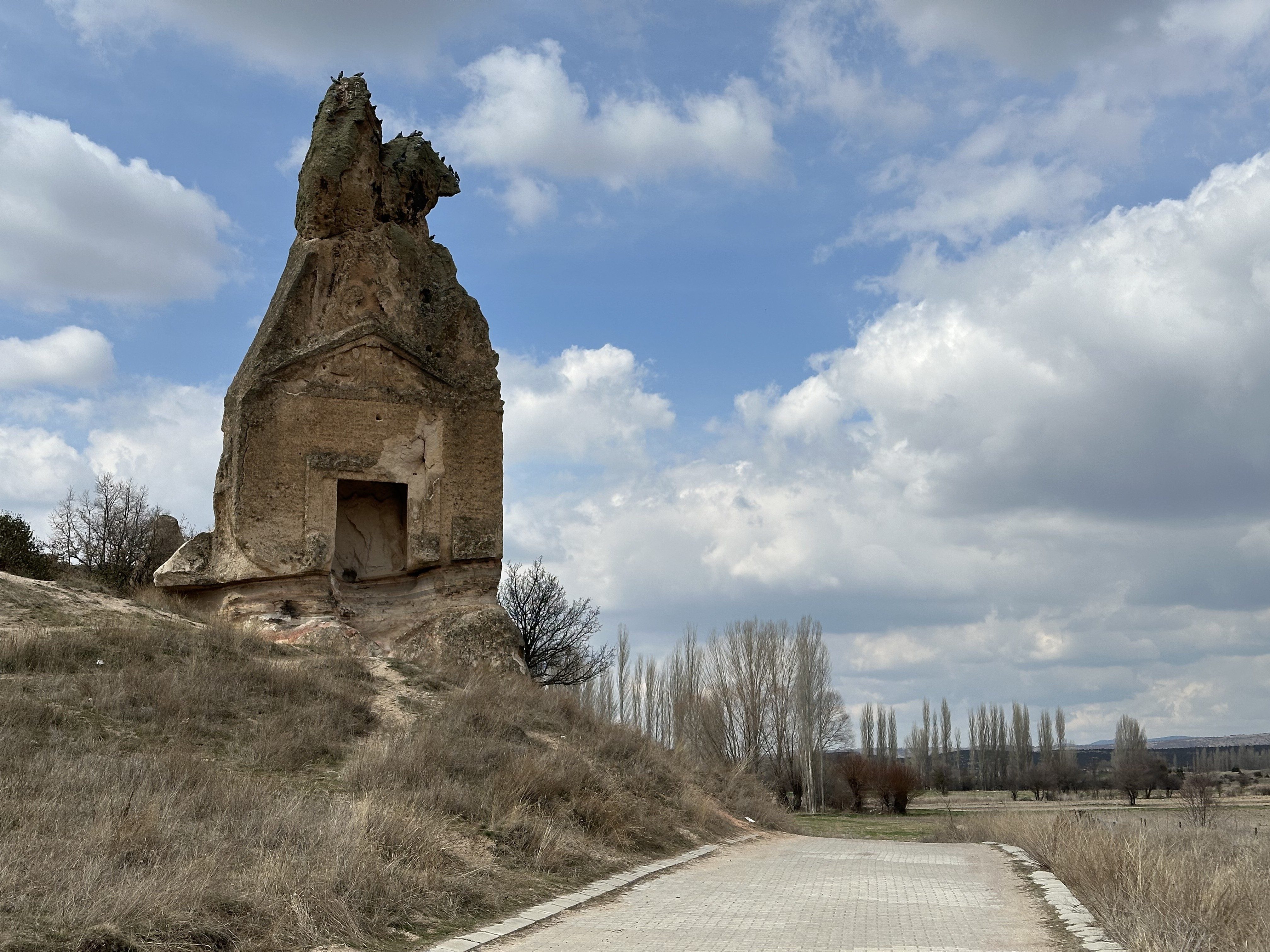 Archeolodzy odszyfrowali tajemniczą starożytną inskrypcję. Znajdowała się na pomniku „matki bogów”
