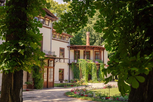 Muzeum w Przeworsku, Zespół Pałacowo-Parkowy. fot. Tadeusz Poźniak