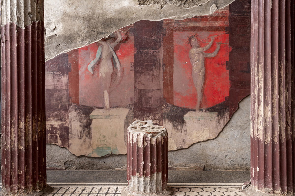 W Pompejach odkryto wielkie malowidła. Przedstawiają tajemne kulty