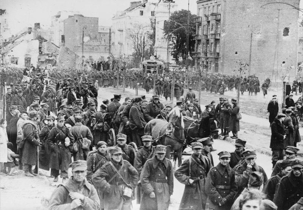 Polscy żołnierze we wrześniu 1939 roku w Warszawie