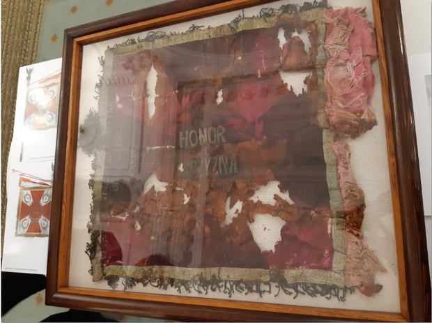 Sztandar 4. Pułku Ułanów Zaniemeńskich w zbiorach Muzeum Wojska Polskiego w Warszawie