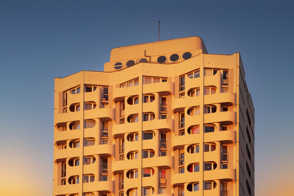 Brutalizm to surowy, żelbetonowy styl architektoniczny