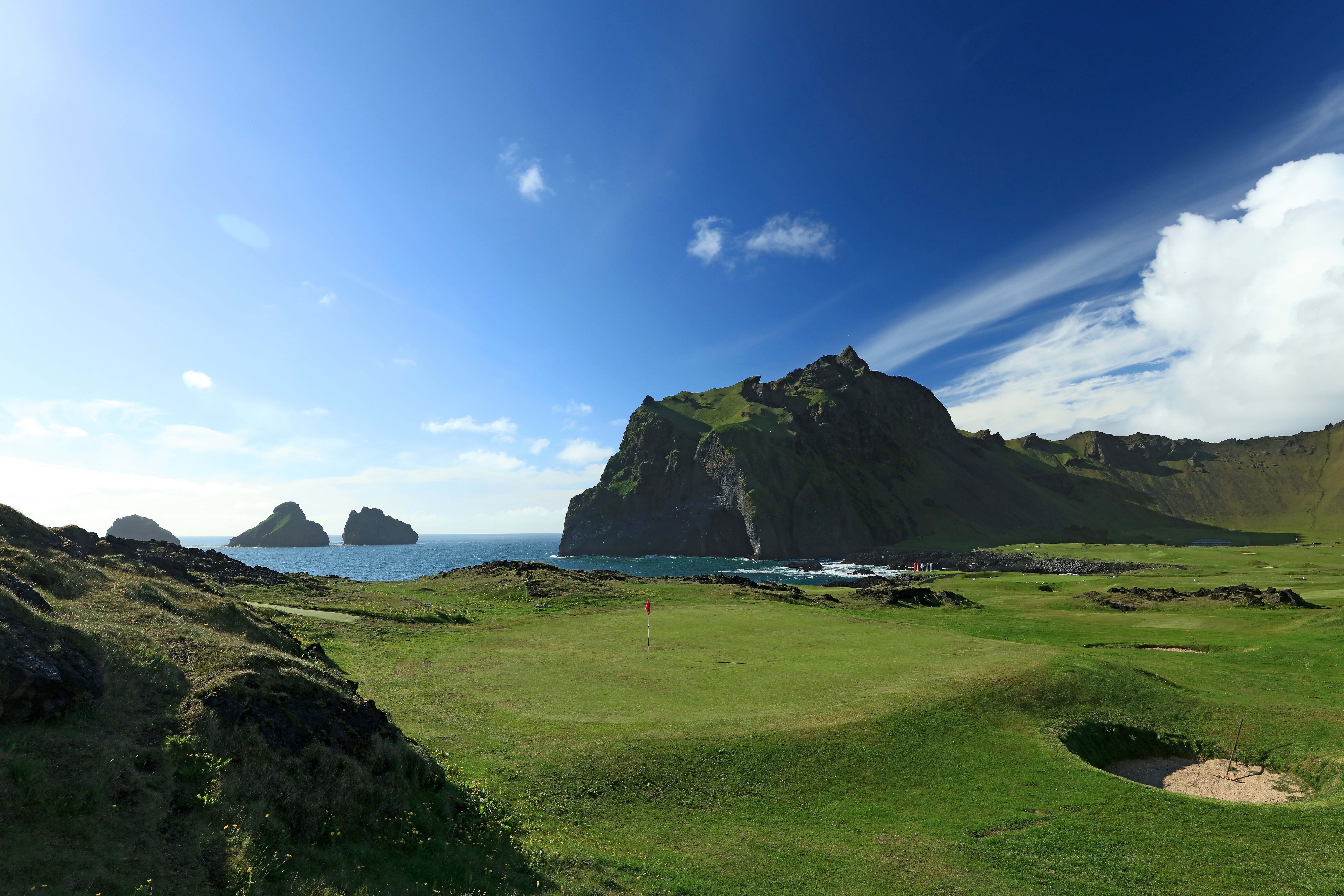 Widok na Klub Golfowy Westman Island