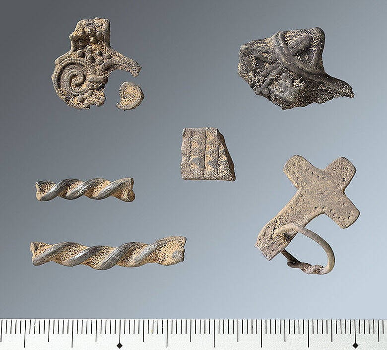 viking-hoard-treasures