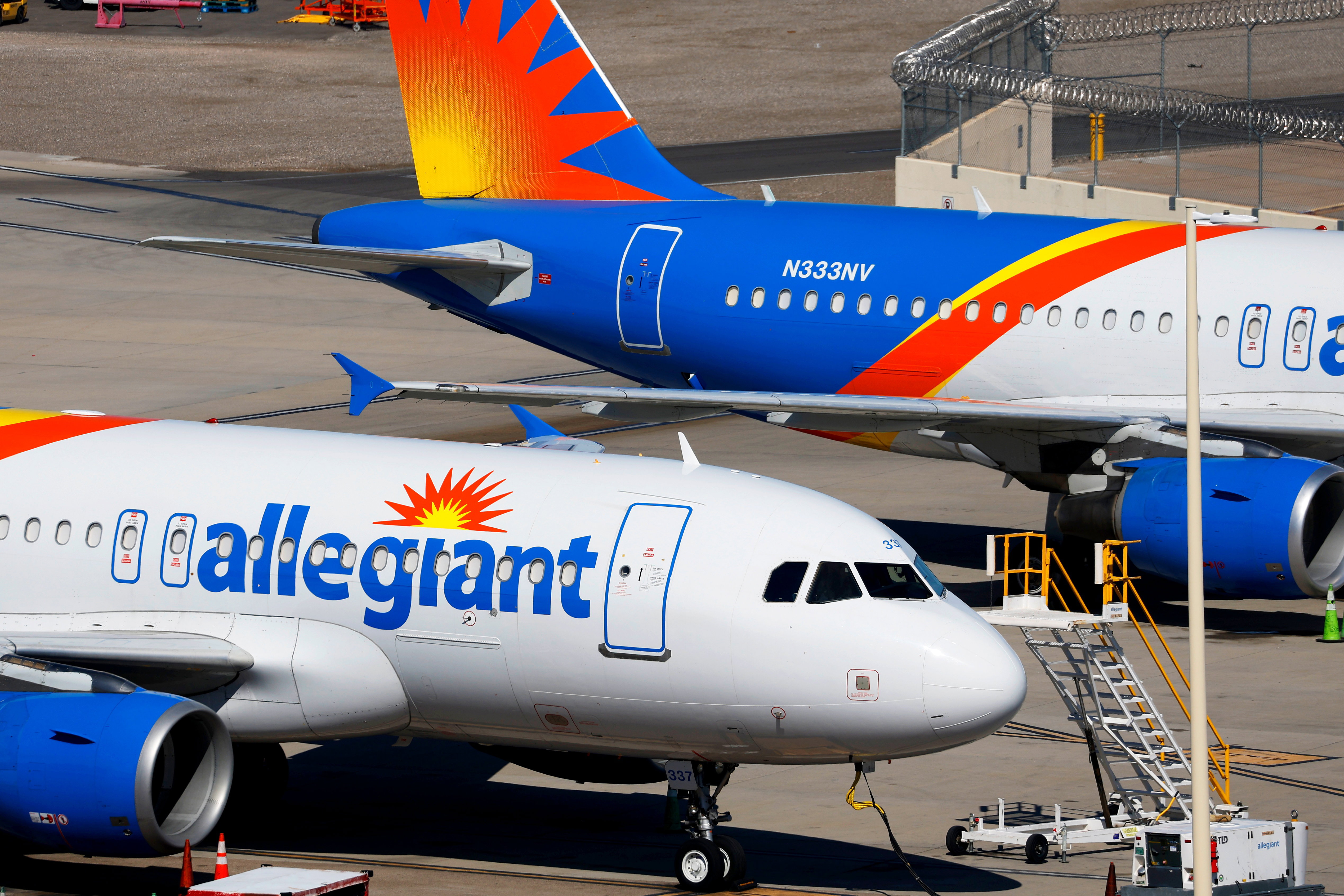 samoloty Allegiant Air