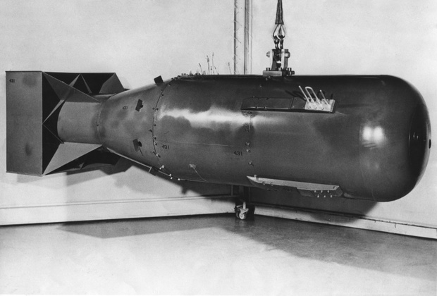 Replika bomby Little Boy, która eksplodowała pół kilometra nad Hiroszimą w 1945 roku