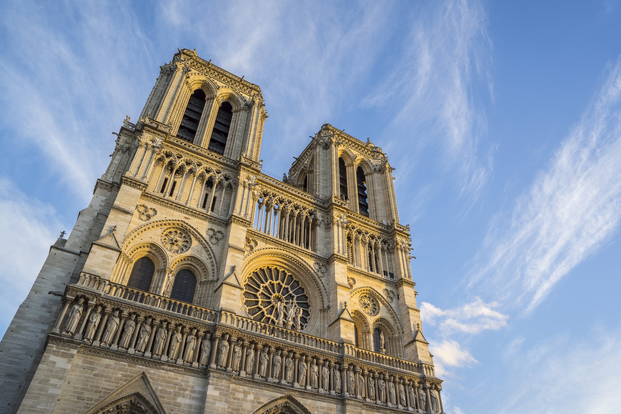Katedra Notre-Dame w Paryżu.